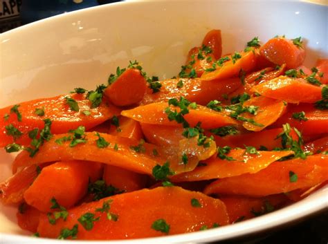 Make ahead vegetable sides thanksgiving. Thanksgiving Recipes: 5 Vegetable Side Dishes to Enjoy ...