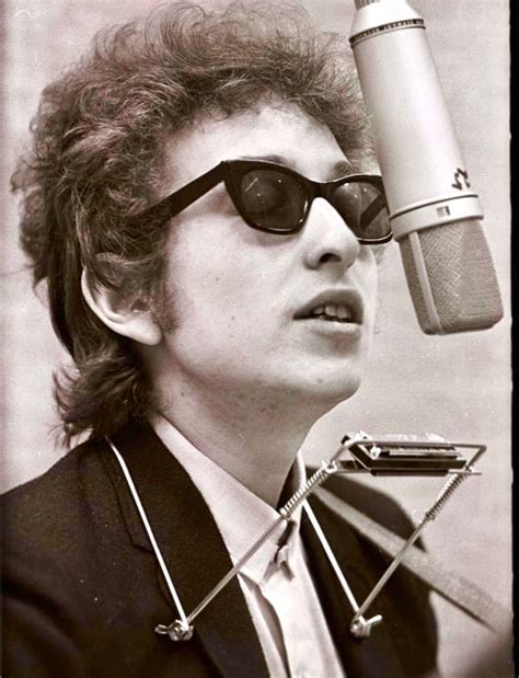 This is something that has been on my mind for years and years. 1965, NYC ~ Bob Dylan Wearing Sunglasses And Singing Into ...