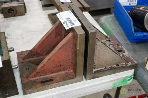 2 90 Degree Angle Plates Roller Auction