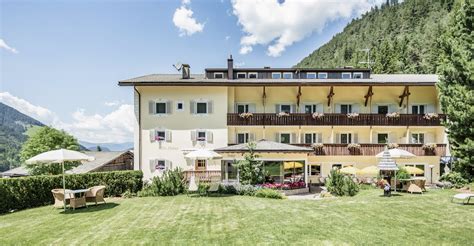 Hotel Christeinerhof Villa Pallua In S Cristina In Val Gardena