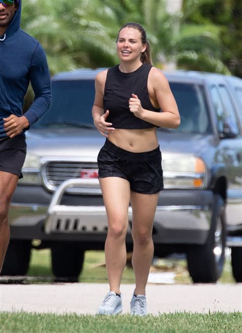 Hannah Brown Goes Jogging With Her Trainer During Self Quarantine In Florida 43 Photos