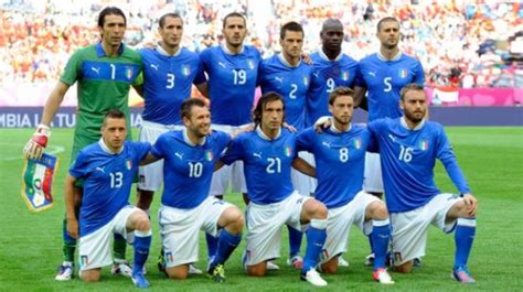 Absente de la coupe du monde 2018, l'italie ne manquera pas l'euro 2020. Coupe des confédérations 2013 : la liste des 23 de l'Italie - Benin Football | Benin Football