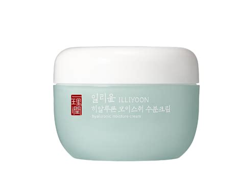 Cream formulated with sodium hyaluronate and green tea seed oil to moisturize skin without stickiness, leaving the skin refreshed. ILLIYOON Hyaluronic Moisture Cream (100ml)