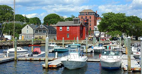 The 15 Most Charming Small Towns In New England Purewow