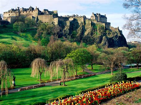 Katie's Global Adventure: P2P Day 2: Edinburgh Castle, the Royal Mile ...