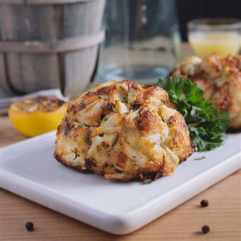 Four Colossal Lump Maryland Crab Cakes 8oz Jimmys Famous Seafood