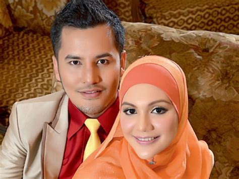 Dato' alif syukri bergaduh tarik rambut dengan baby shima. Video Dato' Aliff Syukri Menari dengan Isteri Dikecam ...