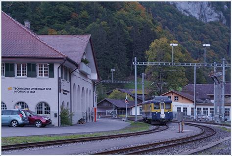 Kommen sie vorbei oder rufen sie uns an. Triebwagen ABeh 4/4 II 312 vor dem Bahnhofsgebäude in ...