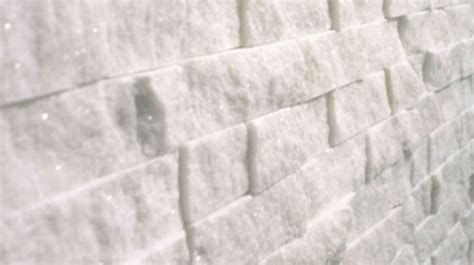 Split Face Natural Stone White Quartz Wall Cladding Tiles Sparkly