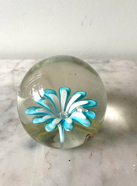 Fratelli Toso Murano Glass Paperweight