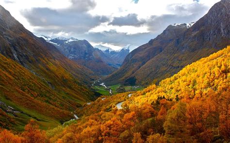 Autumn At Beautiful Stryn In Western Norway Nordfjordno