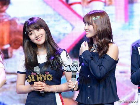 Jihyo And Momo © 올트와이스닷컴 Do Not Edit Momo Twice Jihyo Twice