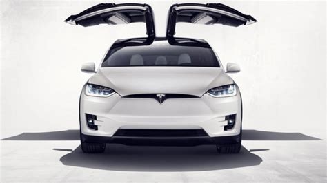 Falcon Wing Doors On Some Tesla Model X Cars Wont Open Or Close Mashable
