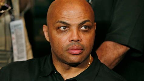 Charles Barkley Gives 1000 To Every Leeds City Schools Employee Cbs 42