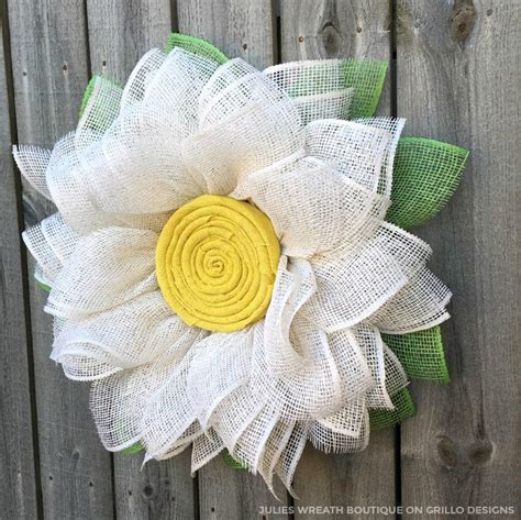 A Burlap Daisy Wreath Tutorial Perfect For Spring Grillo Designs