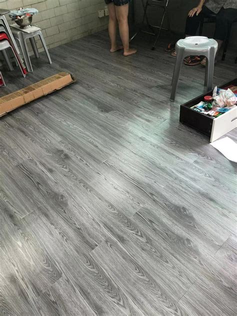 Self Adhesive Grey Wood Vinyl Flooring Planks Tiles 5 M² Self