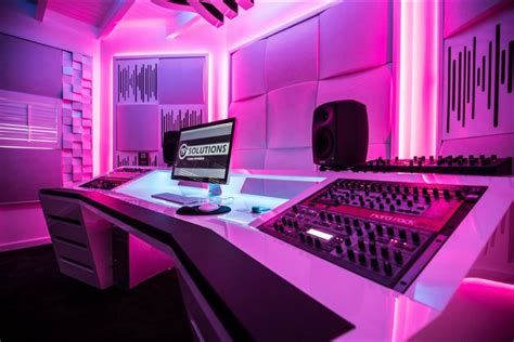 Music Studio Room, Studio Desk, Home Recording Studio Setup, Audio Room ...
