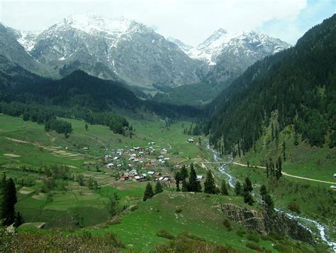 Kashmir Valley Tour Guide Virtual University Of Pakistan