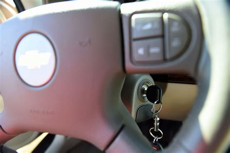 More cars are being stolen with keys already inside: report | Driving