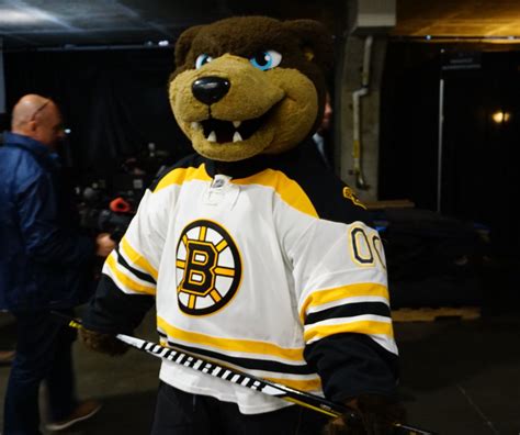 Blades Boston Bruins Mascot Boston Bruins On Twitter It S