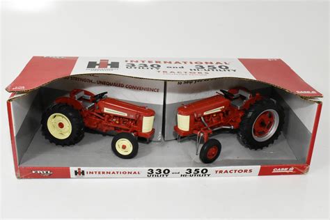 116 International Harvester 330 And 350 Utility Tractor Set Daltons