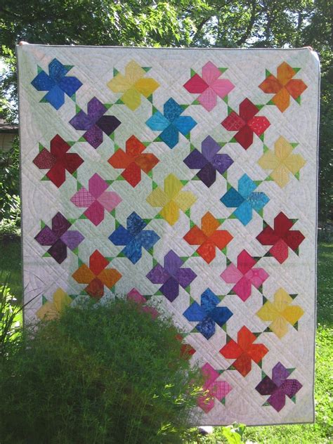 Quilts Flower Quilts Half Square Triangle Quilts Pattern