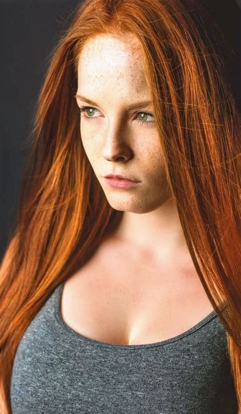 Yesgingerfriend “feine Sommersprossen ” Beautiful Red Hair Red Hair Woman Red Hair Freckles