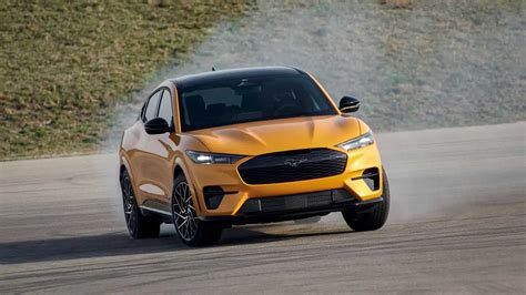 Ford Mustang Mach E Gt And Gt Performance Edition Get More Range