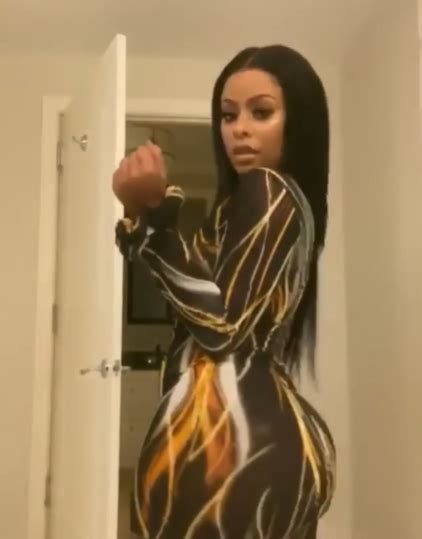 My Woman Crush Alexis Skyy Fans Obsess Over Her Body In Latest Booty Jiggling Video