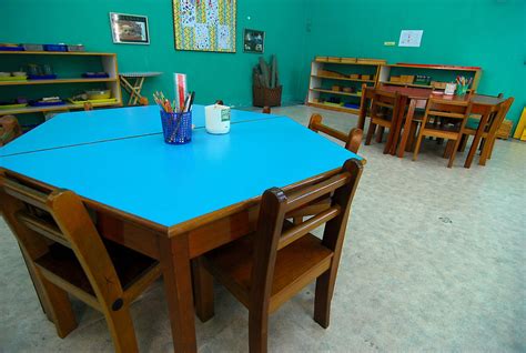 What To Expect From A Montessori School Classroom Get Brainy Kit