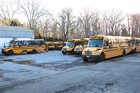 East Hampton School District Sees Vocational Education Uses At New Bus