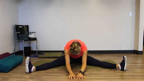 5 Minutes To Change Your Pain Inner Thigh Groin Stretch Youtube