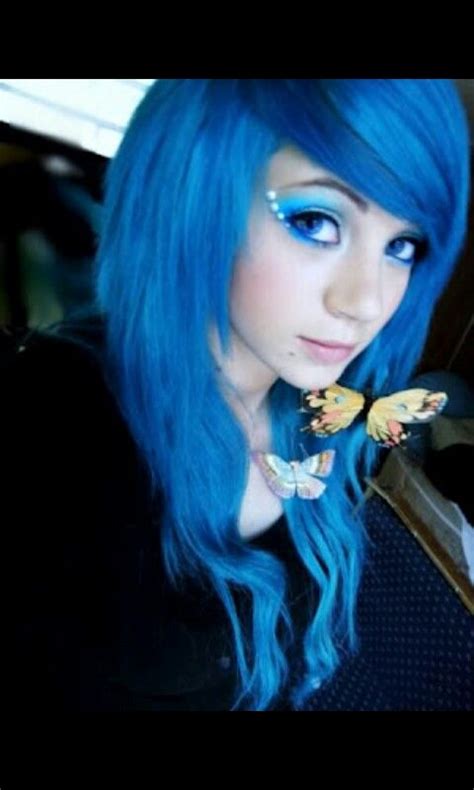 Amber Mccrackin Emo Girl Blue Hair Blue Eyes Bright Blue Hair Blue
