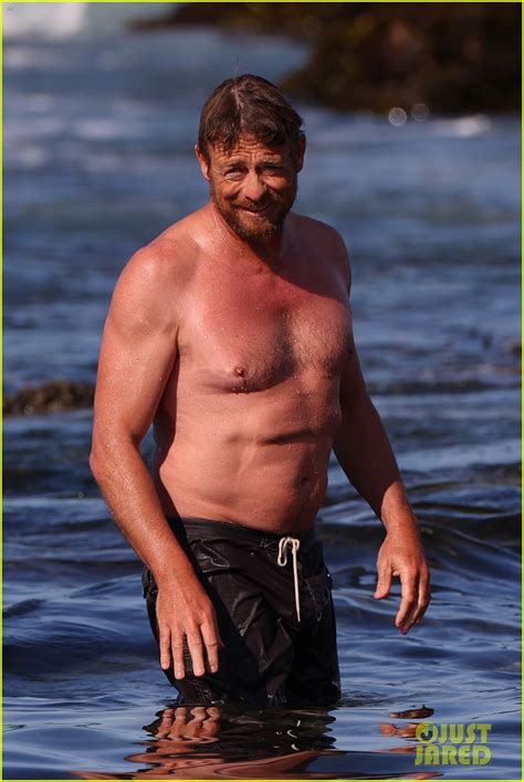 Photo Simon Baker At The Beach With Son Claude Baker 02 Photo 4634037 Just Jared