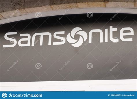 Samsonite Logo Text And Sign Brand Store Of Us Luggage Manufacturer