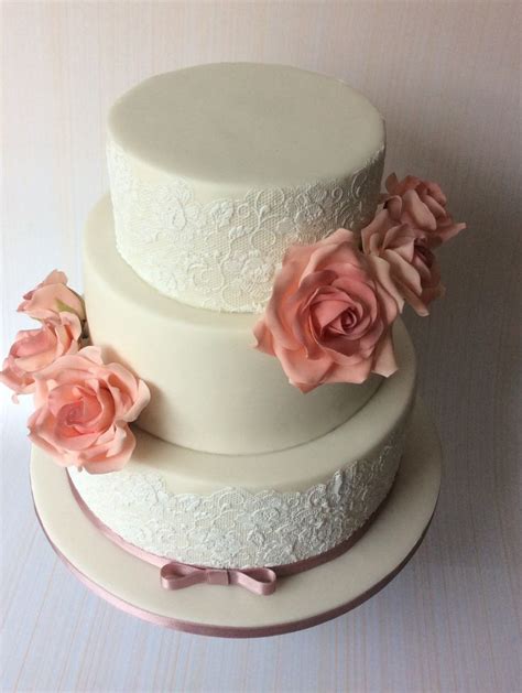 Edible Lace And Sugar Roses Wedding Cake Edible Lace Wedding Cake