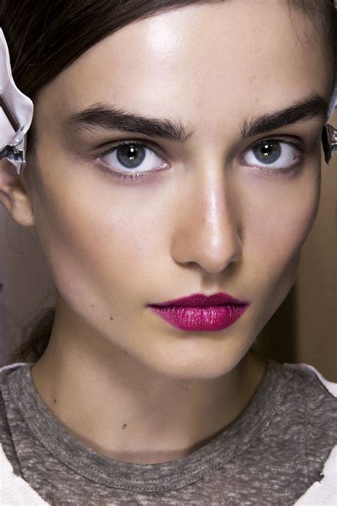 Whether You Want Natural Or Bold Brows Heres How To Get