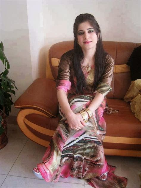 Beautiful Desi Sexy Girls Hot Videos Cute Pretty Photos Beautiful Pakistani Desi Girls New 2015