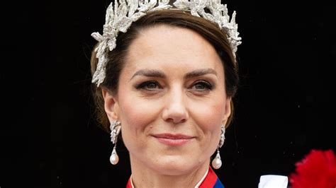 Kate Middletons Coronation Outfit Inspired By Queen Elizabeths