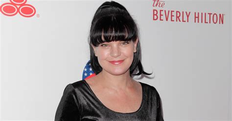 Pauley Perrette Assaulted By Homeless Man Outside Of Her Home Cbs News
