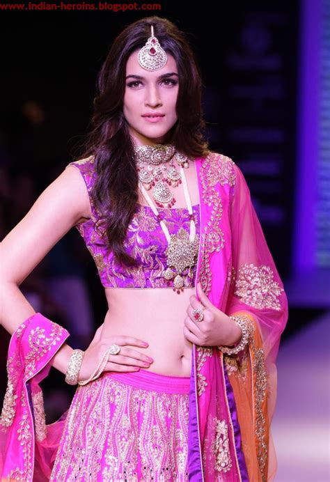 Kriti Sanon Sexy Navel Show In Fashion Show Photoshoot Stills Actress Photos