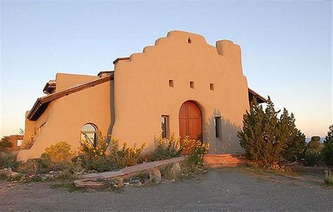Contemporary Pueblo Style New Mexico Home New Mexico Homes Hacienda
