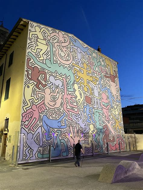 Keith Haring a Pisa: il murale dai trenta simboli | The Same Calamita
