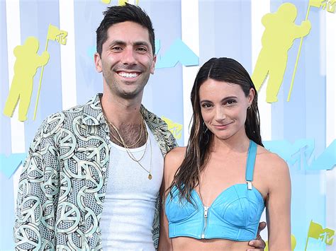 Nev Schulmans Wife Laura Perlongo Reveals She Suffered A Miscarriage Its All So Intense