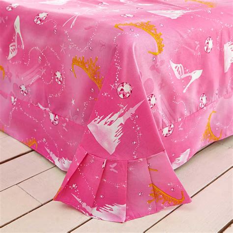 Enjoy free shipping on most the set fits a standard crib, includes a comforter, fitted sheet and dust ruffle. Girls Disney Princess Bedding Set | EBeddingSets