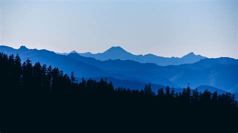 Montañas Azules En Anochecer Fondo De Pantalla 4k Hd Id3039