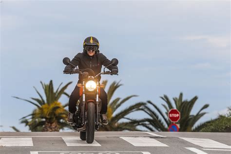 Newbie Sort Of Review Ducati Scrambler Sixty2 Canada Moto Guide