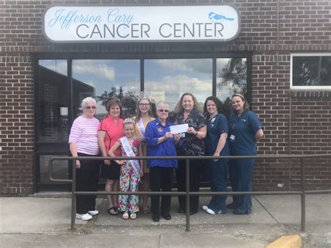 Lister Knowlton Vfw Auxiliary Donates To The Jefferson Cary Cancer Center Cary Medical Center