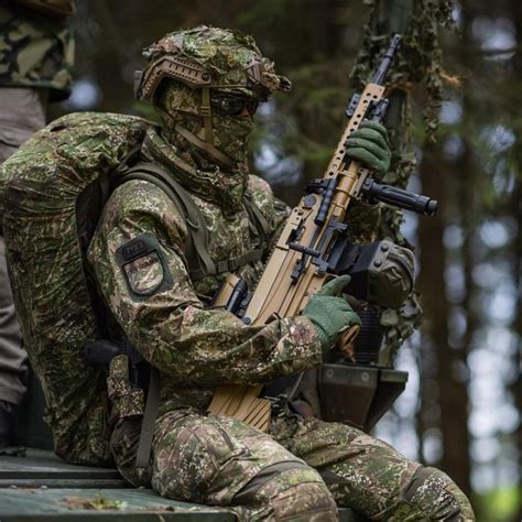 Potd Heckler And Koch Mg5 And Concamo The Firearm Blog