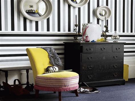 Create A Powerful And Striking Focal Point In A Room By Using Striped